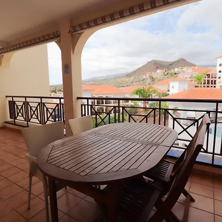 Dinastia B403 By Tenerife & Sales Los Cristianos (Tenerife)